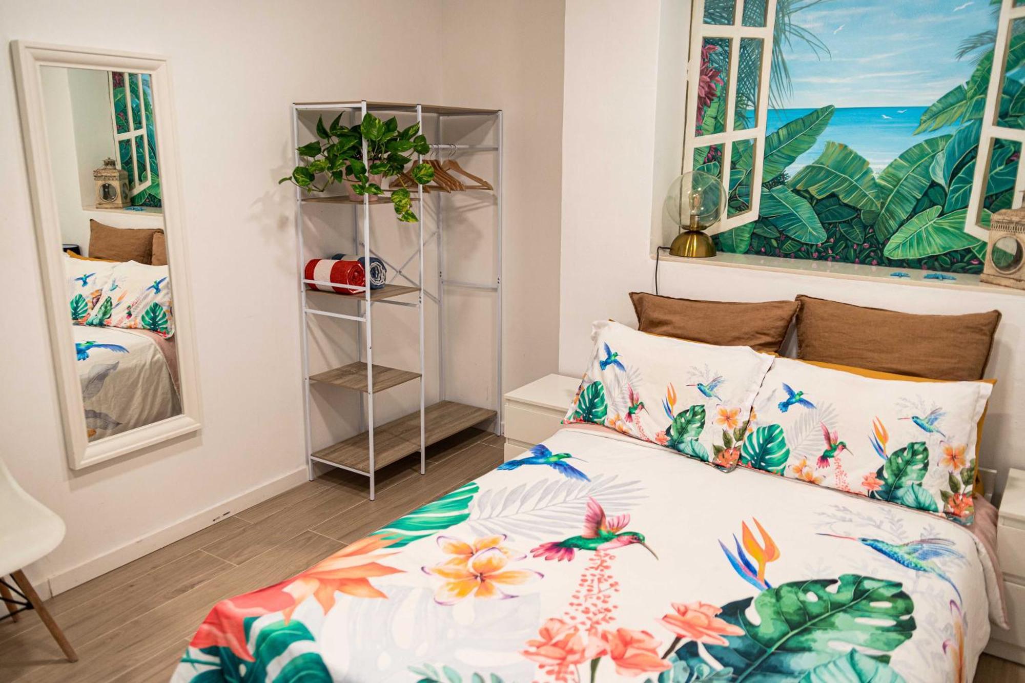 Artistic Flat Next To Ruzafa Welcome To The Jungle Valencia Eksteriør billede