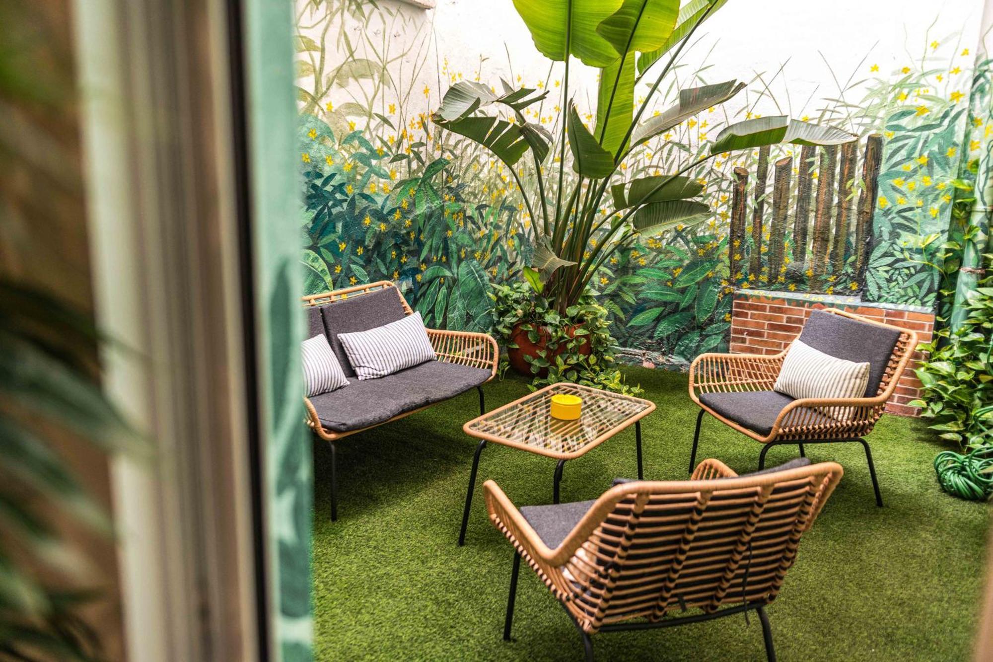 Artistic Flat Next To Ruzafa Welcome To The Jungle Valencia Eksteriør billede